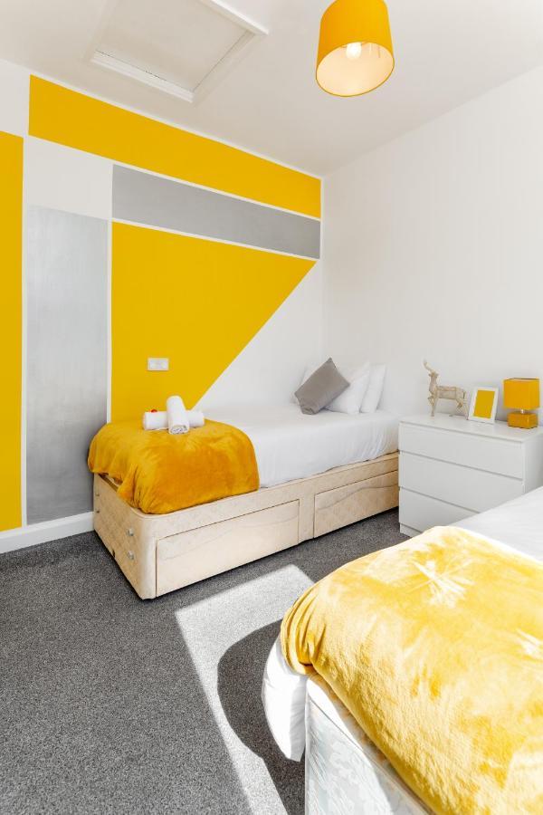 Cosy Anfield Guesthouse - Free Parking Liverpool Exterior photo