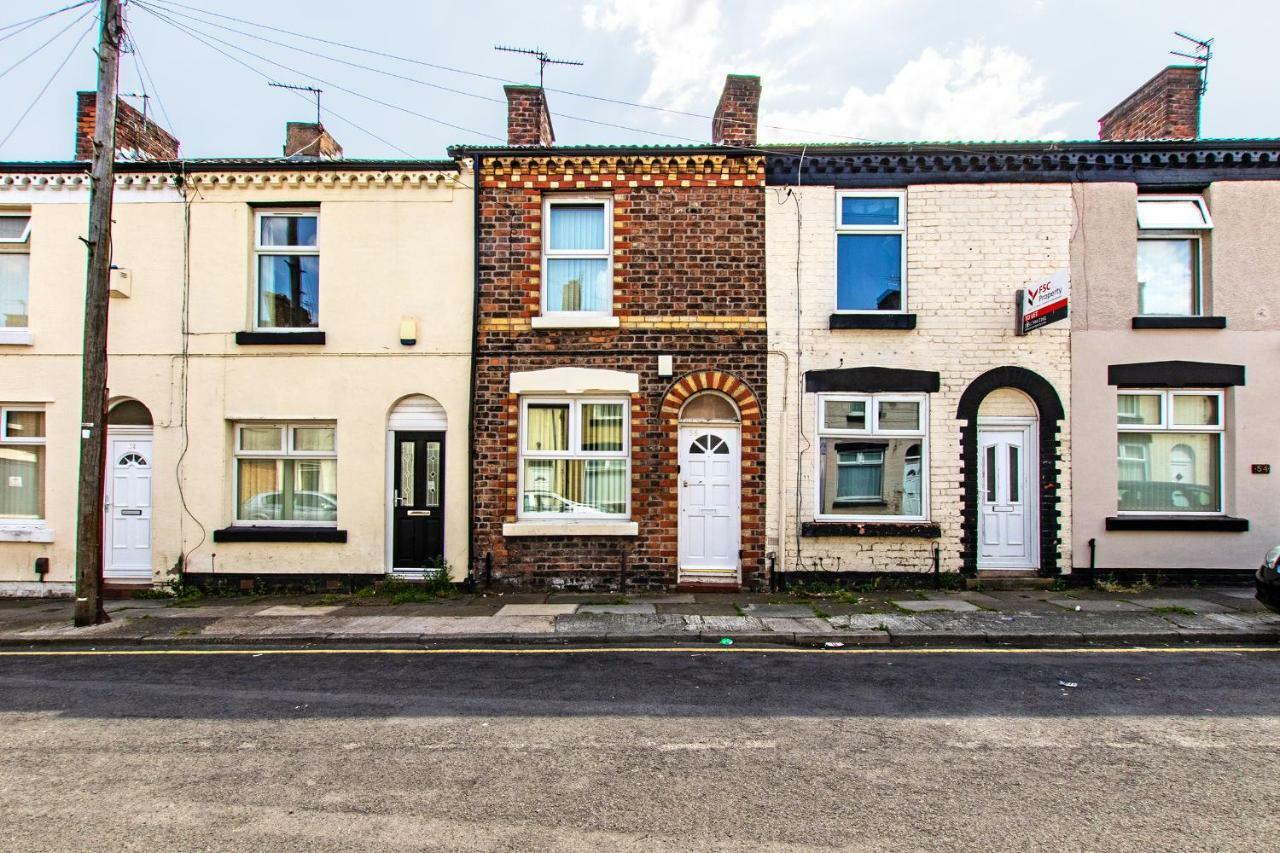 Cosy Anfield Guesthouse - Free Parking Liverpool Exterior photo